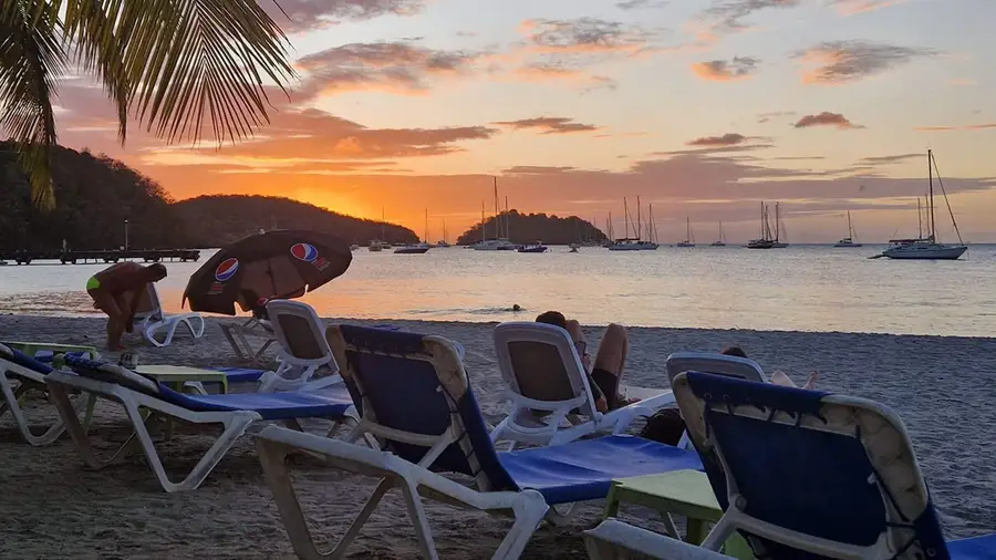 Bungalows Gourmands - coulirou-couché-de-soleil