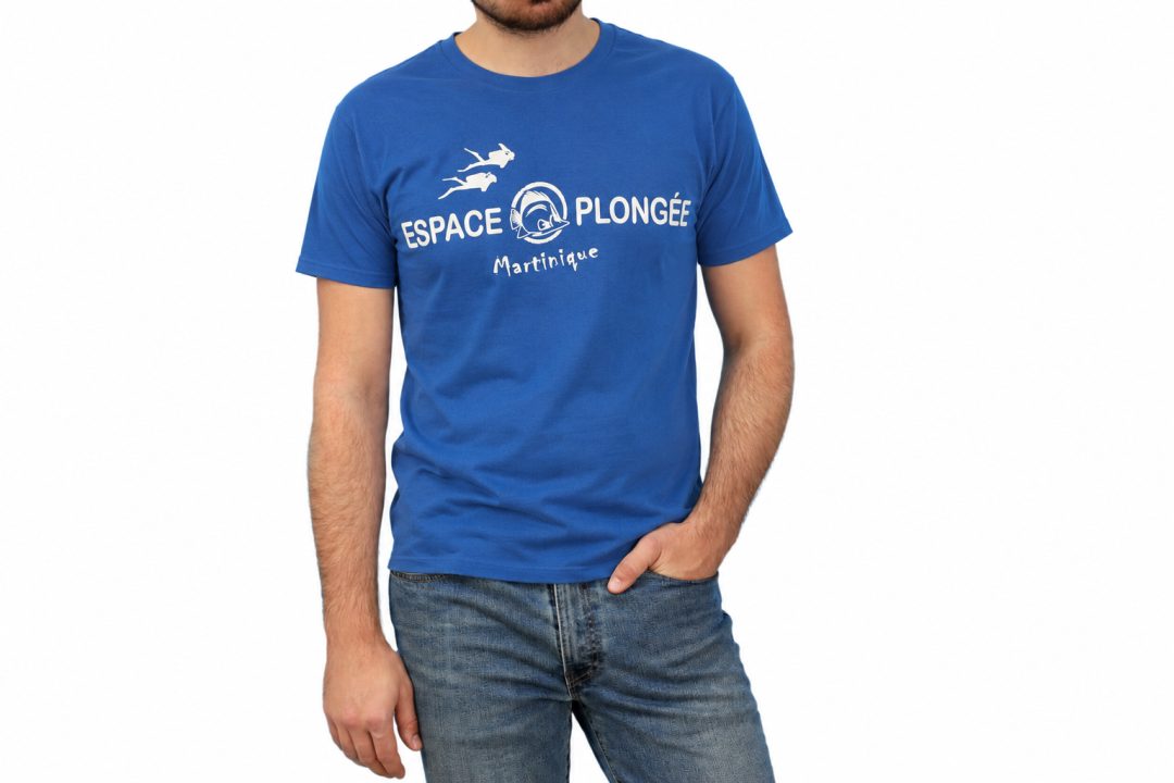 Tee-shirt club